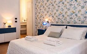 Comfy Vatican Suite